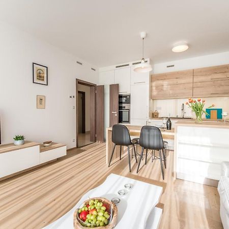 Mozart Central Apartments With Garage 프라하 외부 사진