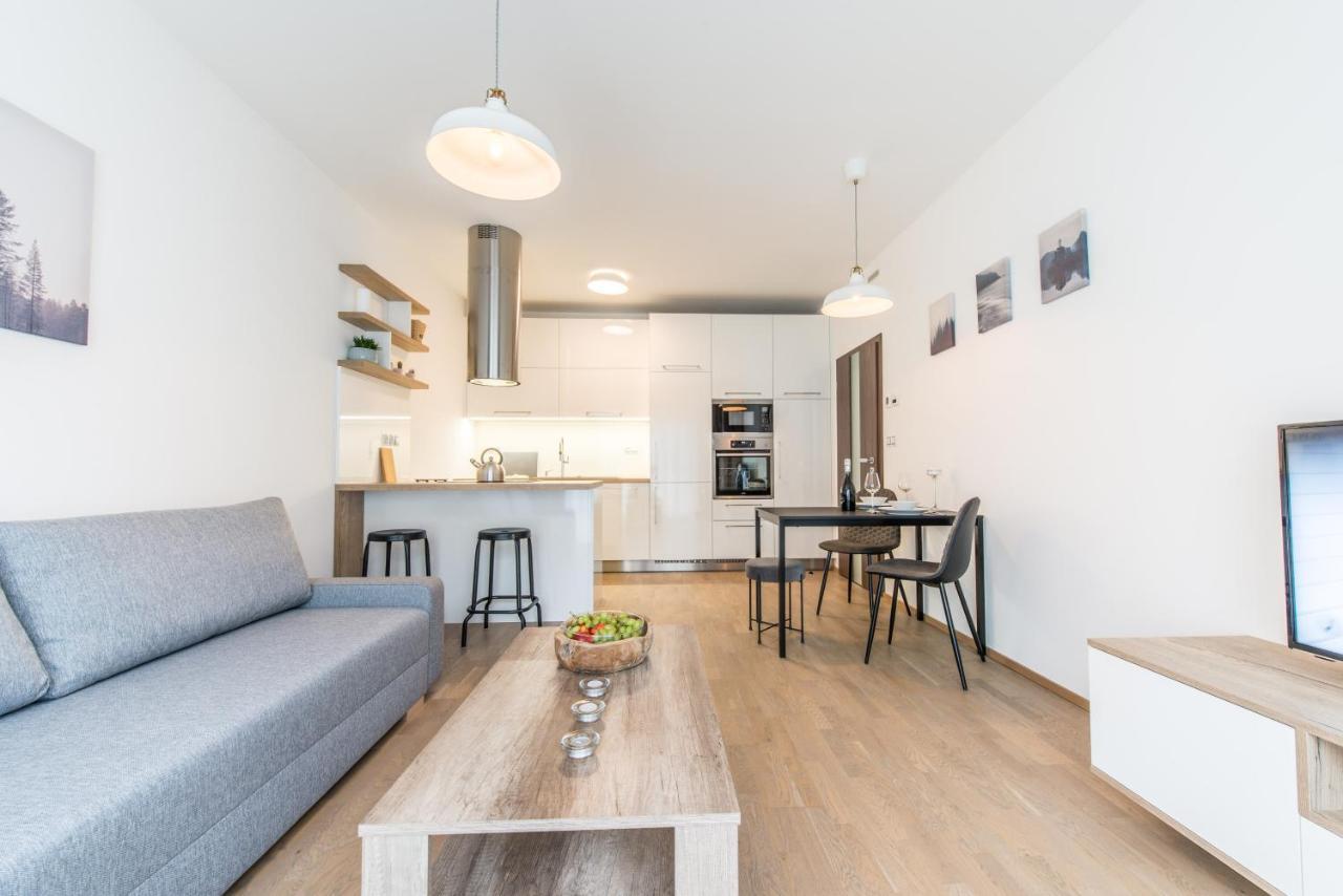 Mozart Central Apartments With Garage 프라하 외부 사진