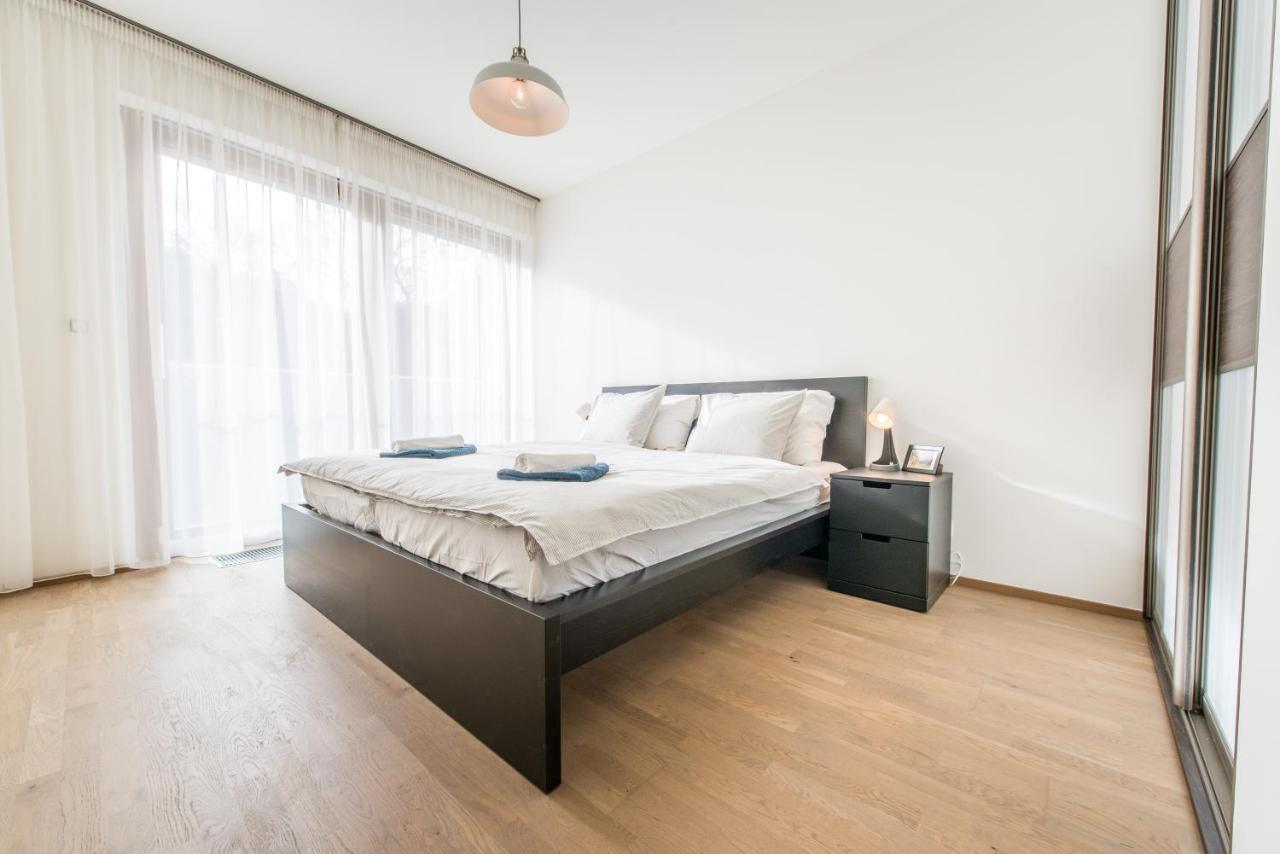 Mozart Central Apartments With Garage 프라하 외부 사진