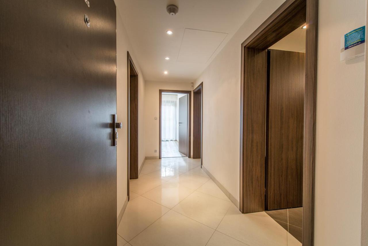 Mozart Central Apartments With Garage 프라하 외부 사진
