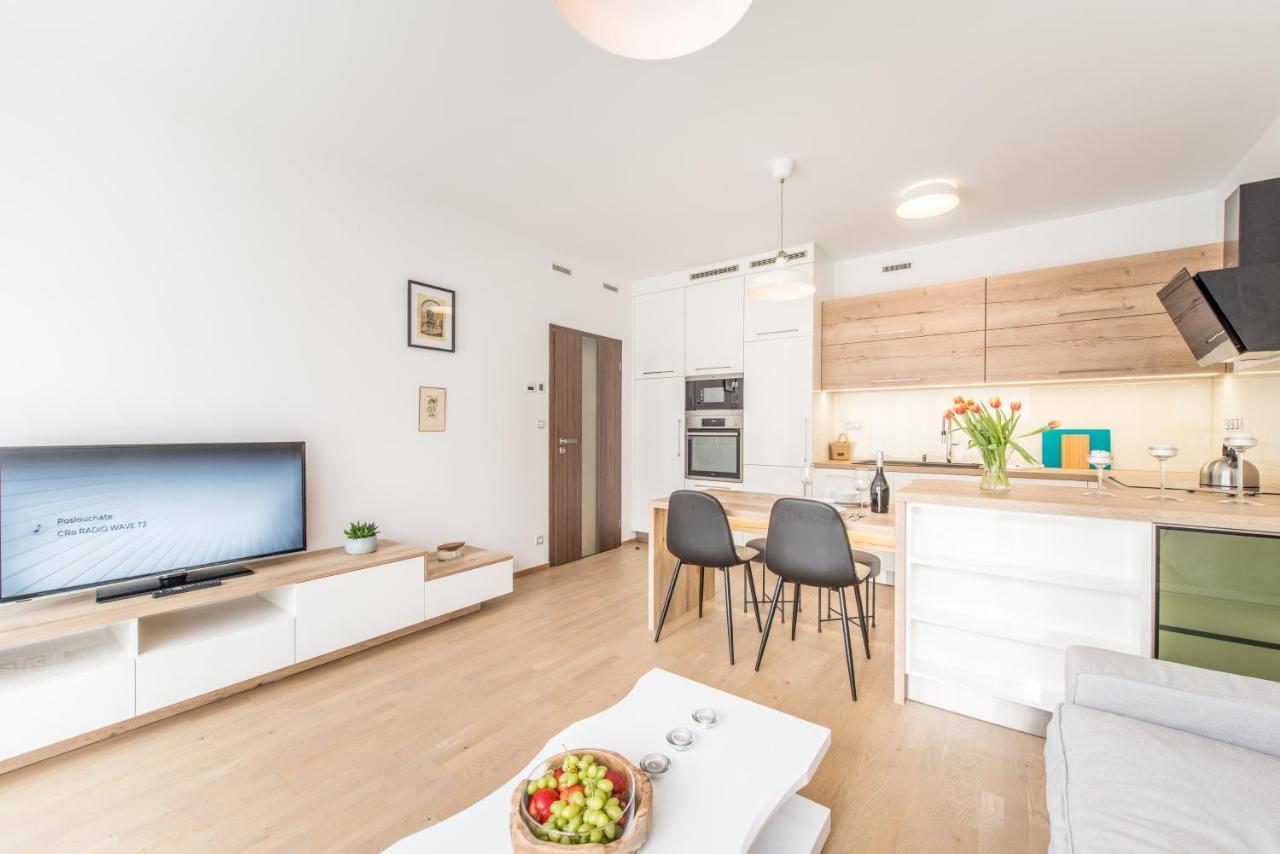 Mozart Central Apartments With Garage 프라하 외부 사진